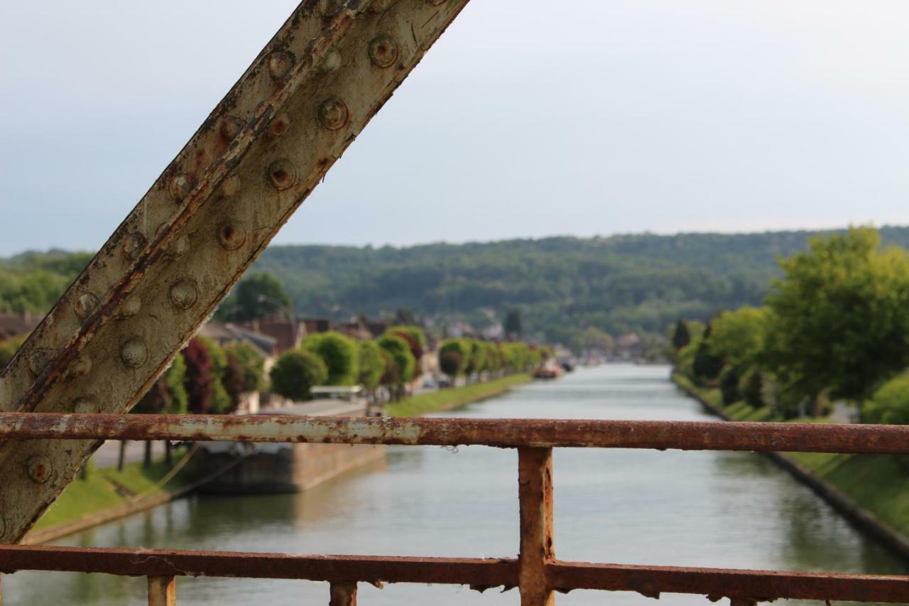 Bateau Entre Lille Et Paris Bed & Breakfast Thourotte Dış mekan fotoğraf