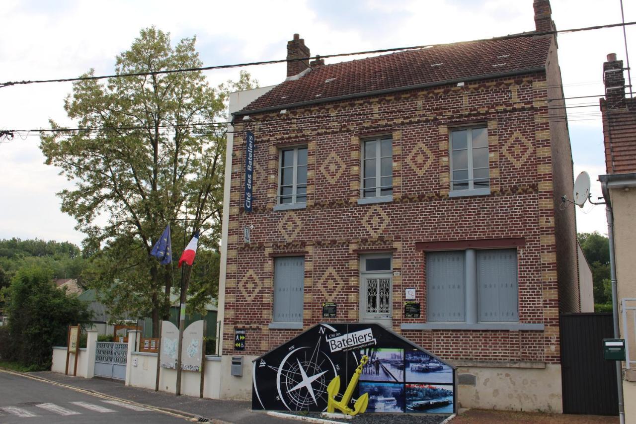 Bateau Entre Lille Et Paris Bed & Breakfast Thourotte Dış mekan fotoğraf
